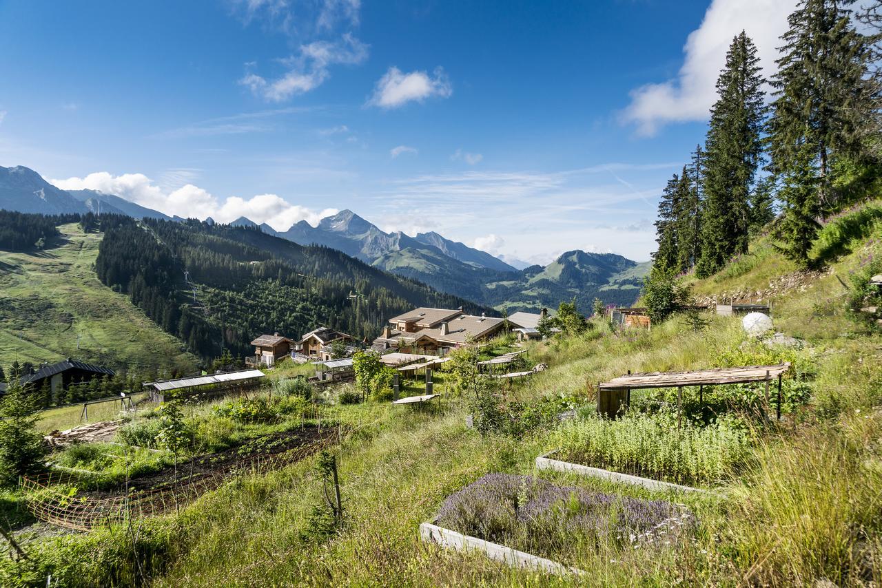 Отель Marc Veyrat - La Maison Des Bois Маниго Экстерьер фото